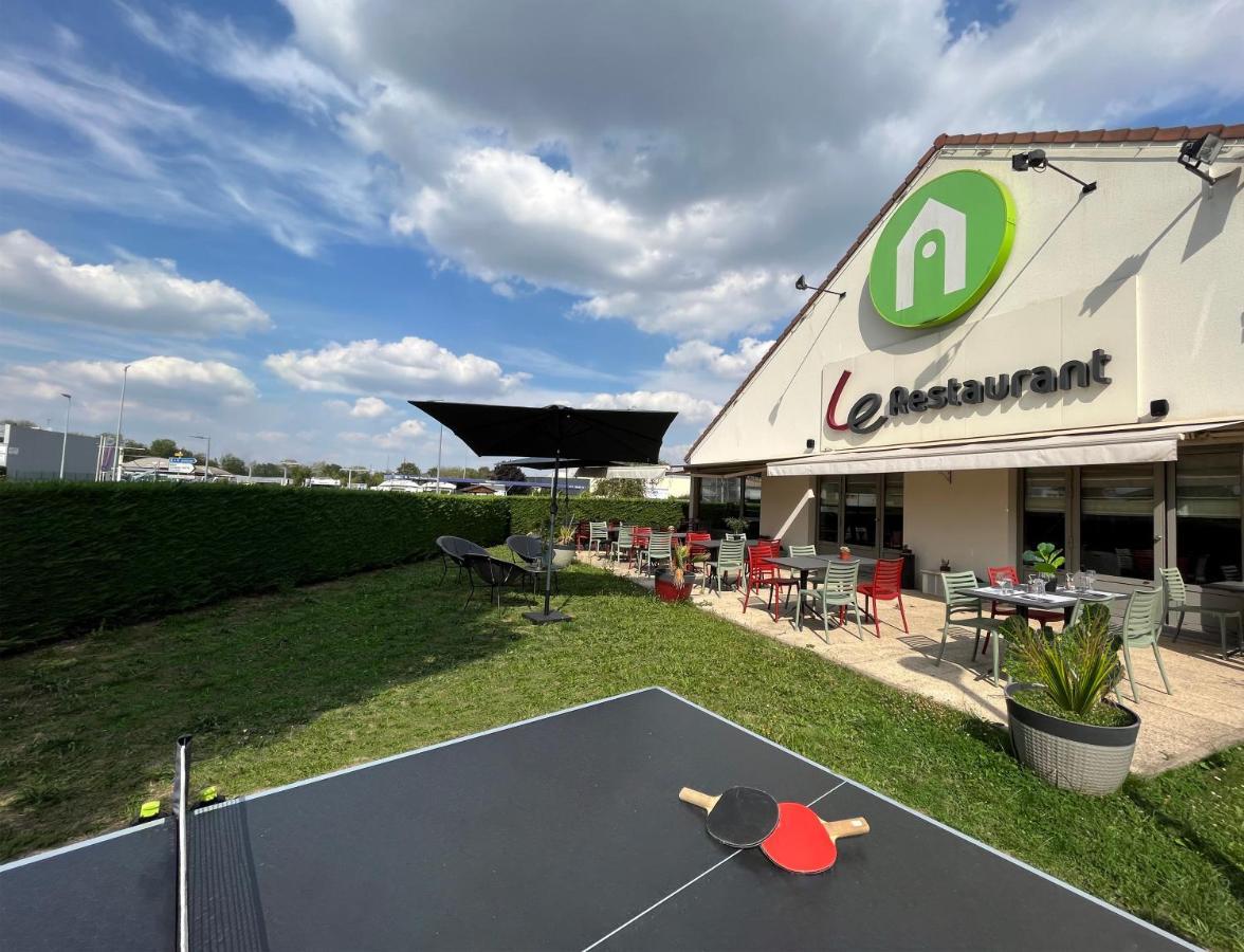 Campanile Villejust - Za Courtaboeuf Bagian luar foto