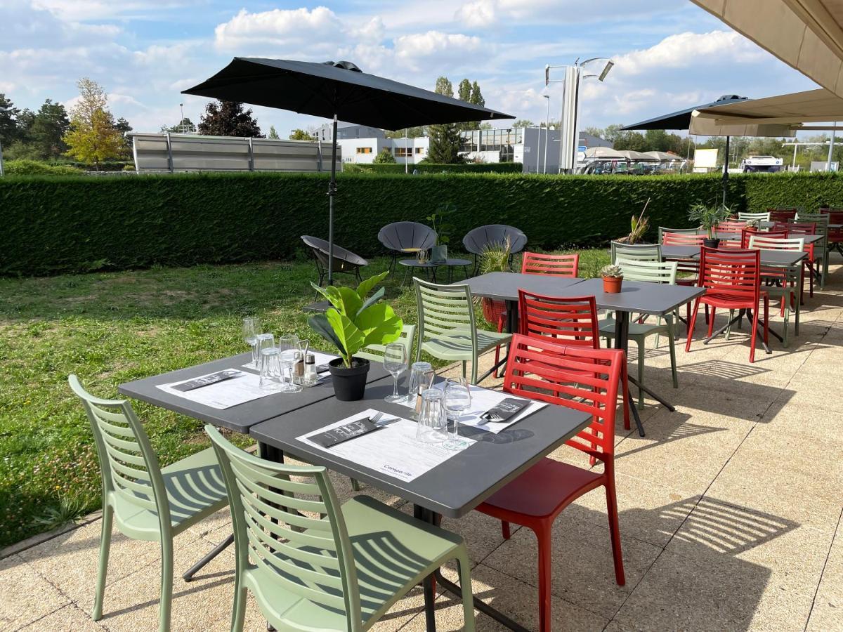 Campanile Villejust - Za Courtaboeuf Bagian luar foto